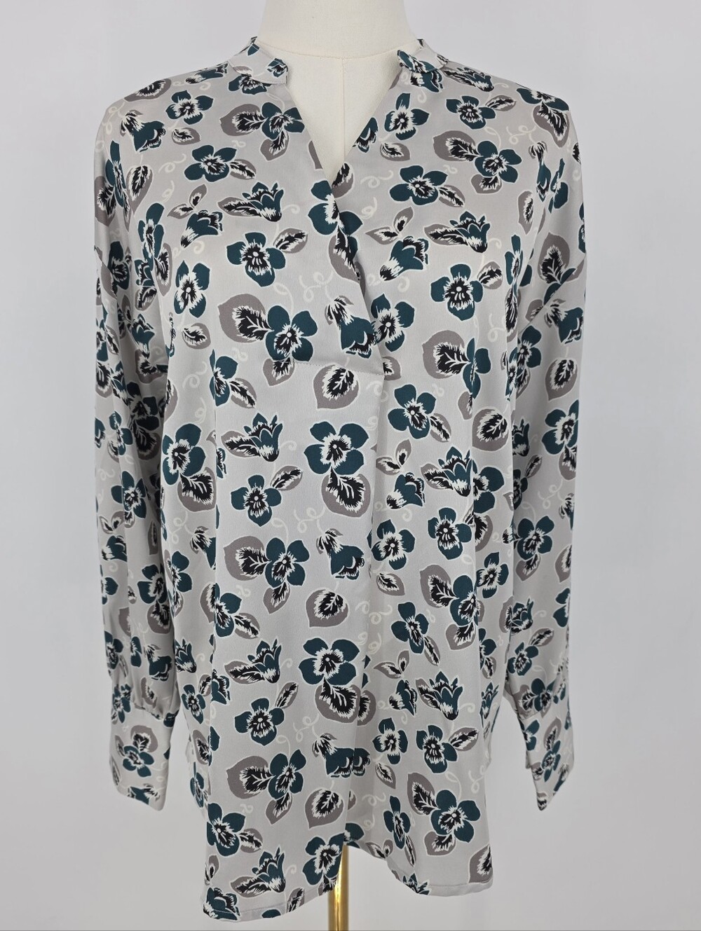 Ann Taylor Factory Floral Blouse Medium Teal Gray V Neck Long Sleeve